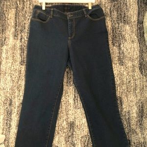 Women’s curvy crop jeans, size 14